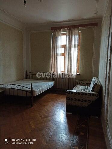 Kirayə verilir, köhnə tikili, 3 otaqlı, 90 m², Elmlər Akademiyası m.