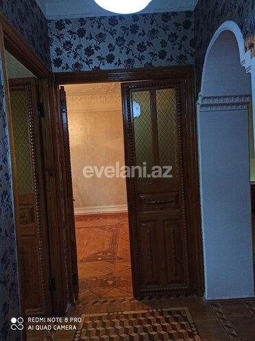 Kirayə verilir, köhnə tikili, 3 otaqlı, 90 m², Elmlər Akademiyası m.
