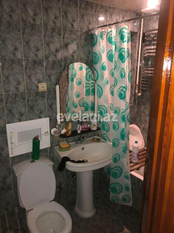 Satılır, köhnə tikili, 2 otaqlı, 55 m², İnşaatçılar m.