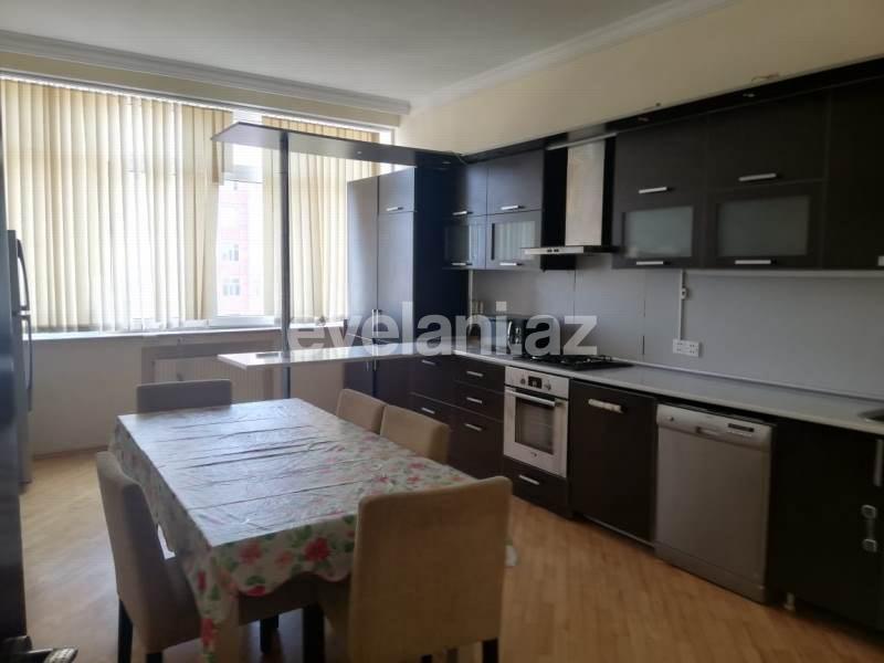 Satılır, yeni tikili, 3 otaqlı, 164 m², 28 may m.