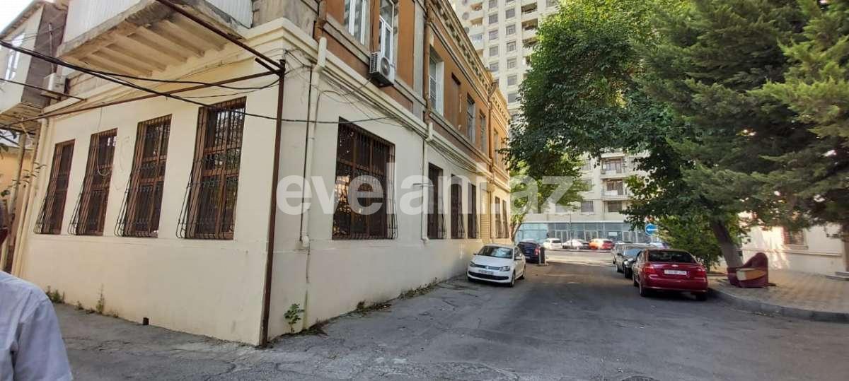 Rent, office, 3 room, 110 m², Nasimi r.