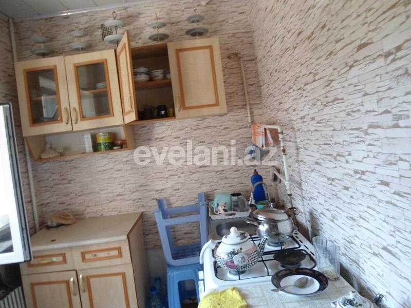 Sale, old building, 1 room, 31 m², Inshaatchilar m.