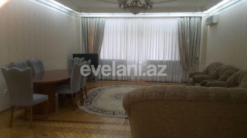 Satılır, yeni tikili, 3 otaqlı, 156 m², 28 may m.