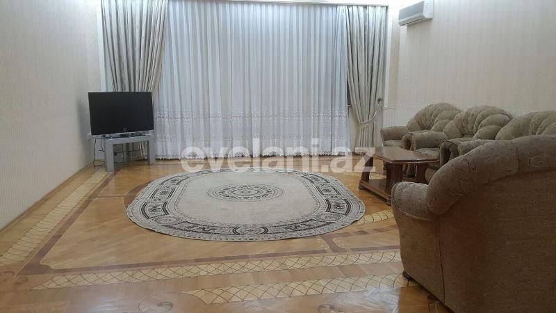 Satılır, yeni tikili, 3 otaqlı, 156 m², 28 may m.