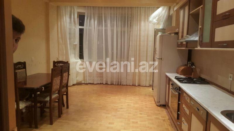 Satılır, yeni tikili, 3 otaqlı, 156 m², 28 may m.