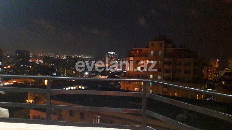 Satılır, yeni tikili, 4 otaqlı, 200 m², 28 may m.