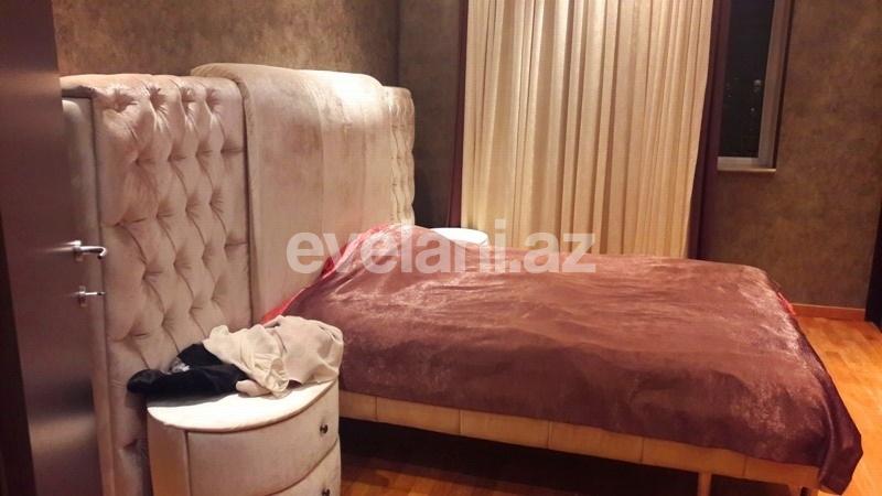 Satılır, yeni tikili, 4 otaqlı, 200 m², 28 may m.