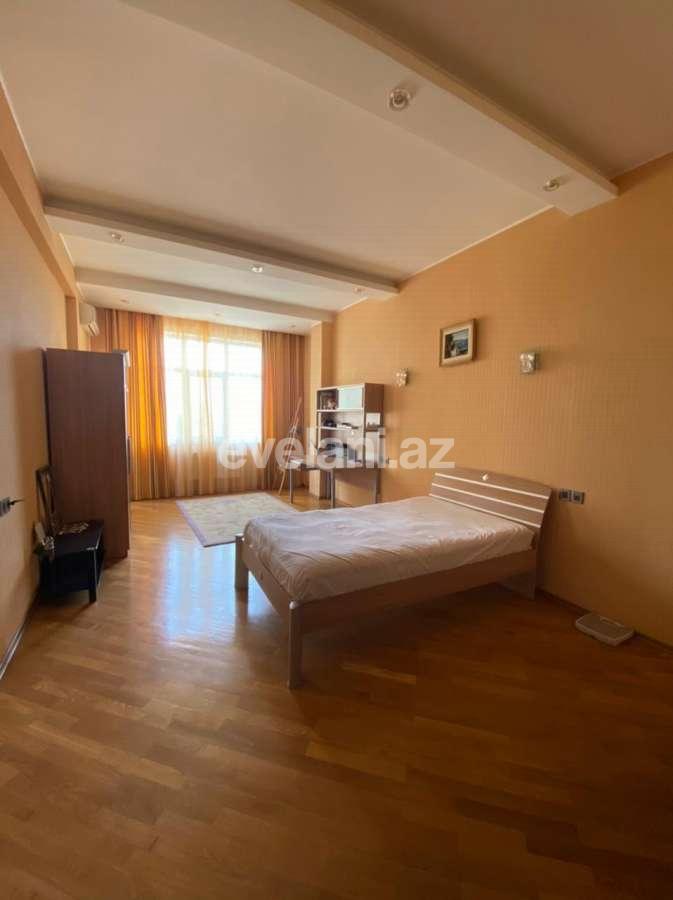 Satılır, yeni tikili, 3 otaqlı, 160 m², Elmlər Akademiyası m.