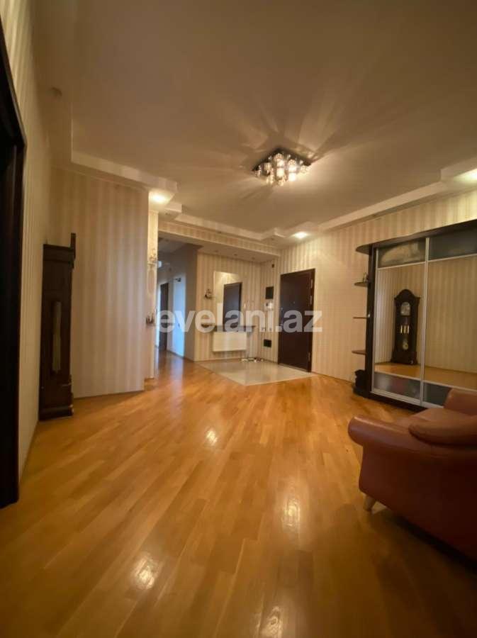 Satılır, yeni tikili, 3 otaqlı, 160 m², Elmlər Akademiyası m.