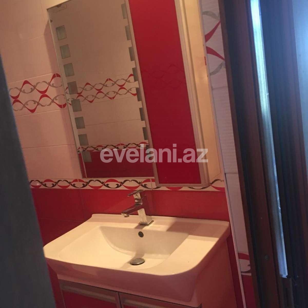 Satılır, köhnə tikili, 2 otaqlı, 60 m², Yeni Günəşli q.