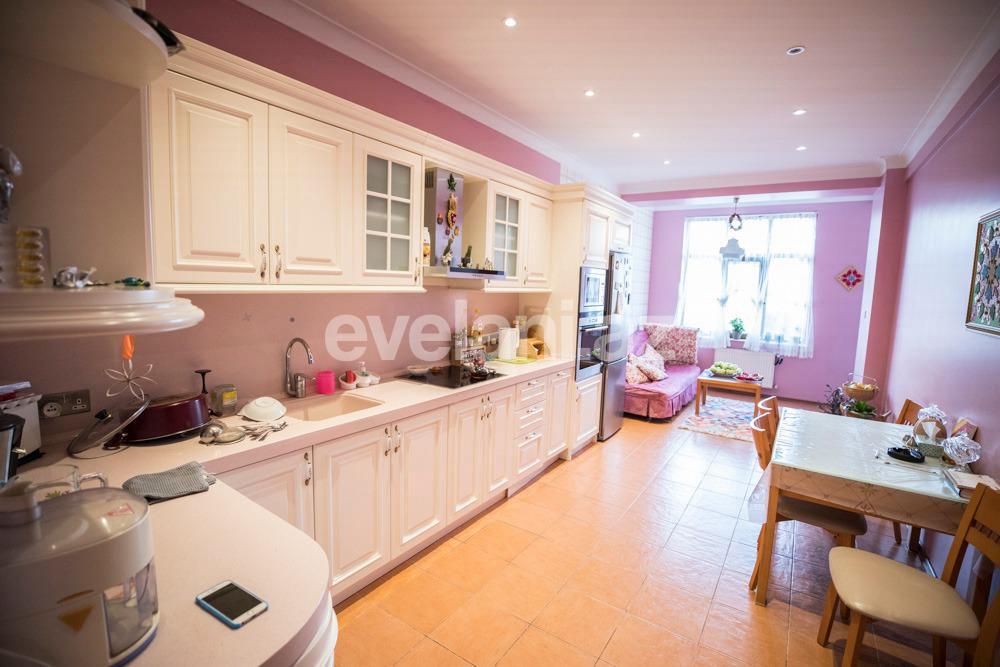 Satılır, yeni tikili, 3 otaqlı, 177 m², Şah İsmayıl Xətai m.