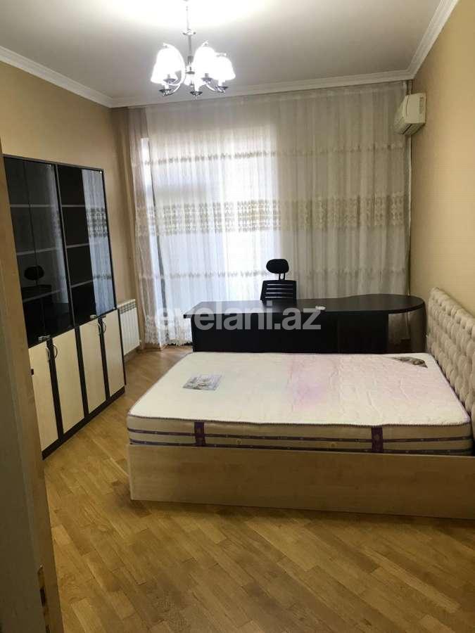 Satılır, yeni tikili, 4 otaqlı, 176 m², Gənclik m.