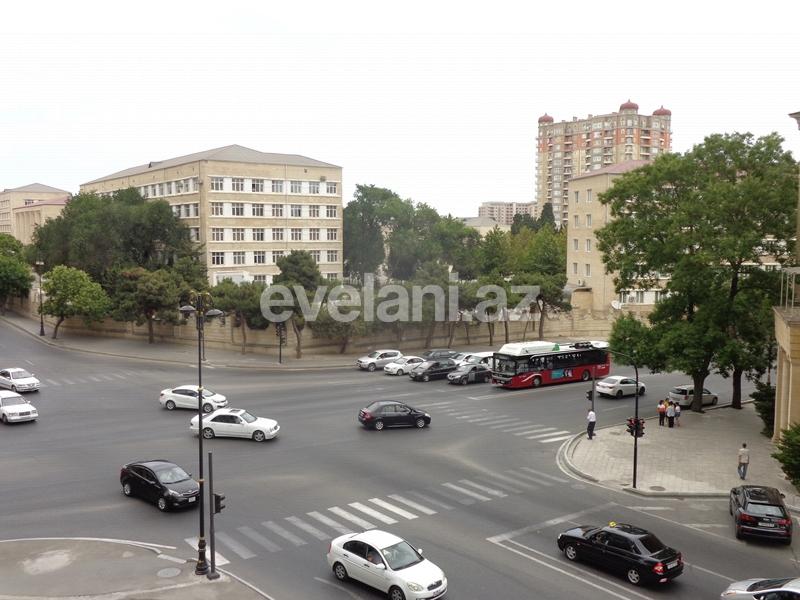 Satılır, yeni tikili, 3 otaqlı, 114 m², Elmlər Akademiyası m.