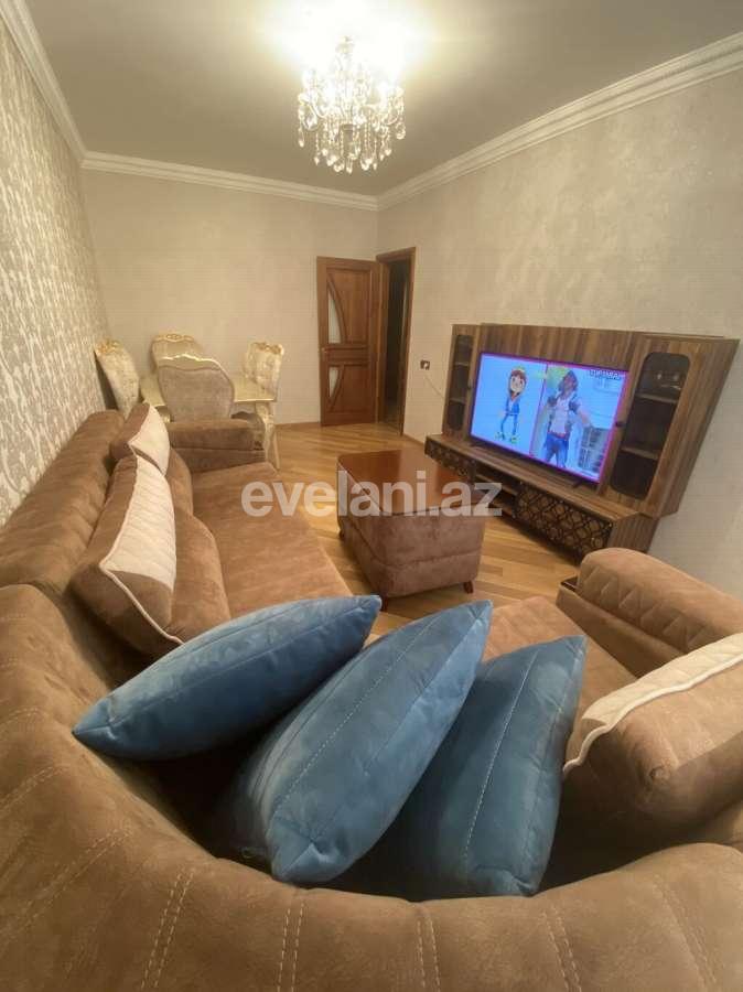 Sale, old building, 3 room, 70 m², Yeni Guneshli d.