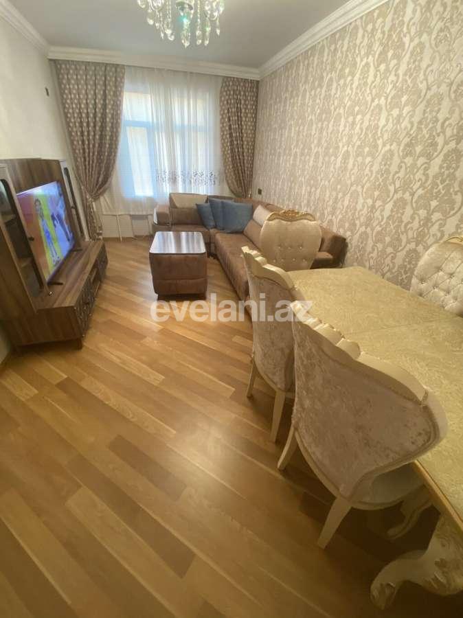 Sale, old building, 3 room, 70 m², Yeni Guneshli d.