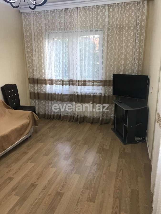 Kirayə verilir, köhnə tikili, 2 otaqlı, 70 m², Xalqlar Dostluğu m.