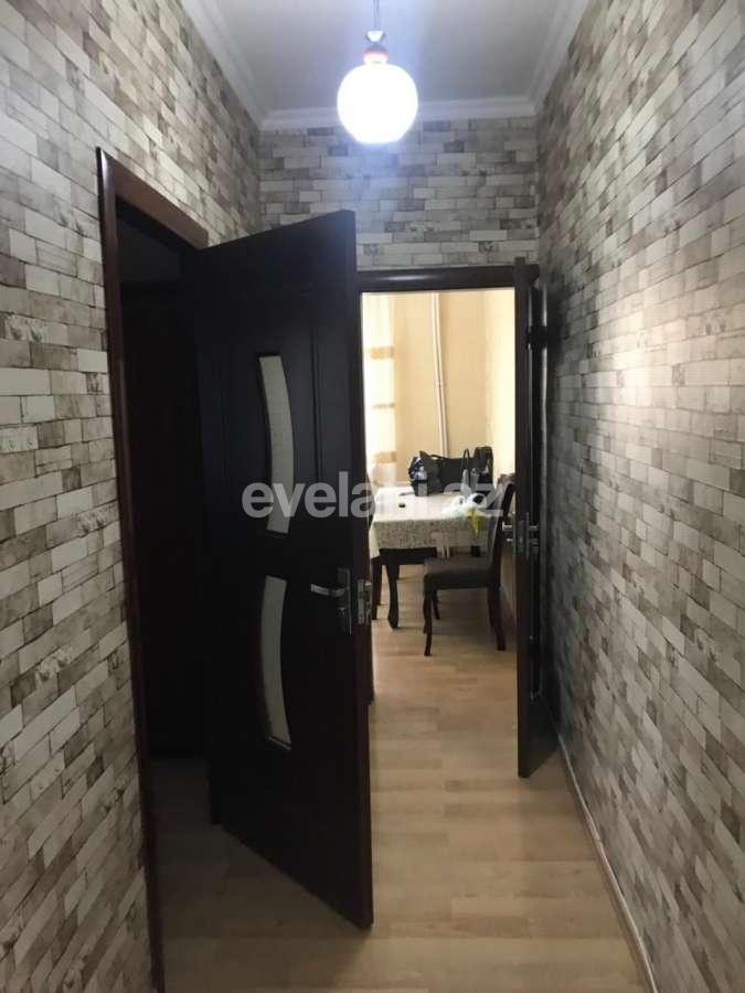 Kirayə verilir, köhnə tikili, 2 otaqlı, 70 m², Xalqlar Dostluğu m.