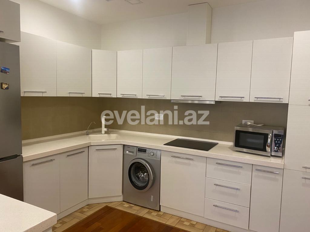 Satılır, yeni tikili, 2 otaqlı, 74 m², Səbail r.