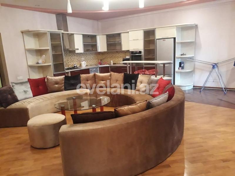 Kirayə verilir, yeni tikili, 2 otaqlı, 105 m², 28 may m.