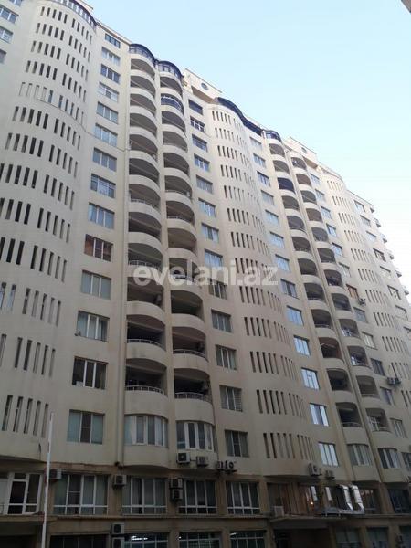 Kirayə verilir, yeni tikili, 2 otaqlı, 105 m², 28 may m.