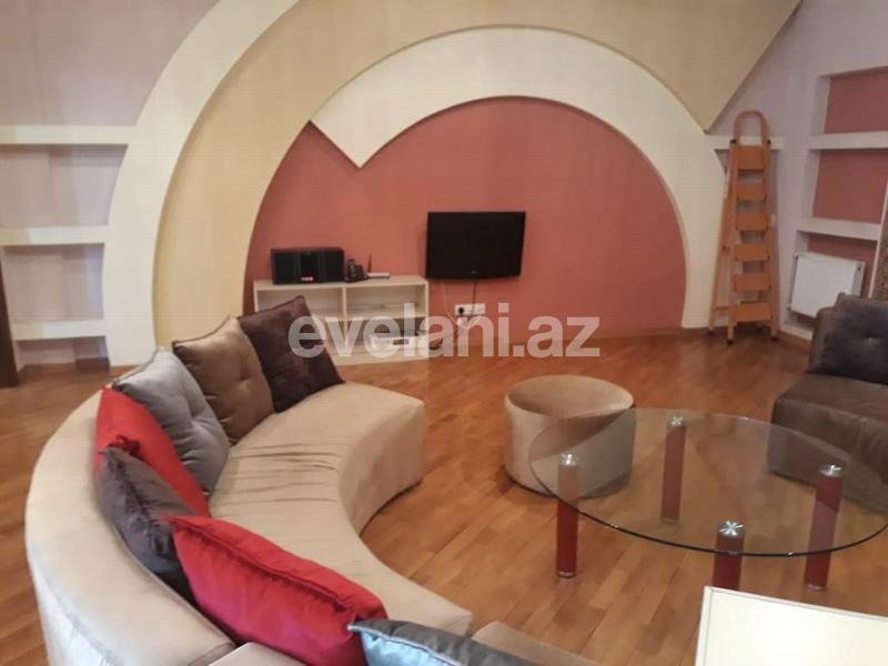 Kirayə verilir, yeni tikili, 2 otaqlı, 105 m², 28 may m.