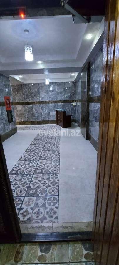 Rent, new building, 3 room, 132 m², 28 may m.