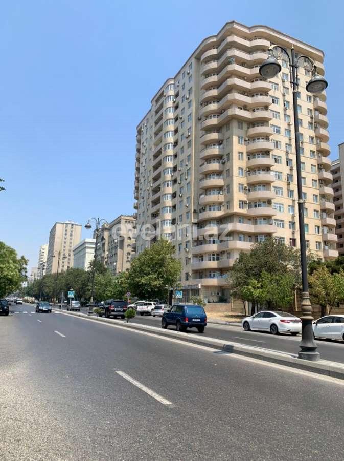 Продаётся, новостройка, 2-комнаты, 80 m², Иншаатчылар m.