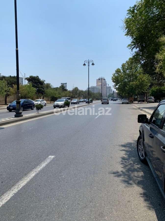 Продаётся, новостройка, 2-комнаты, 80 m², Иншаатчылар m.