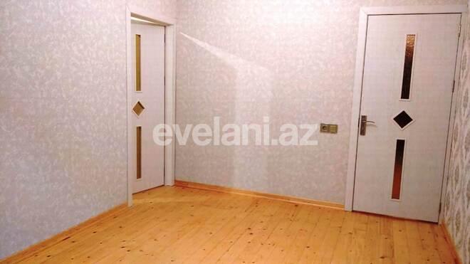 Sale, old building, 1 room, 40 m², Bakikhanov d.