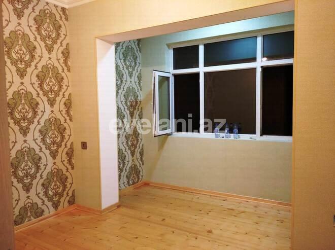 Sale, old building, 1 room, 40 m², Bakikhanov d.