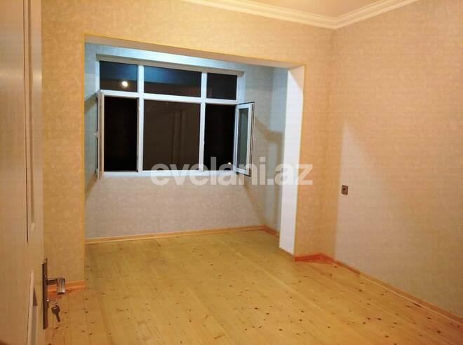 Sale, old building, 1 room, 40 m², Bakikhanov d.