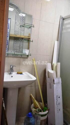 Sale, old building, 1 room, 40 m², Bakikhanov d.