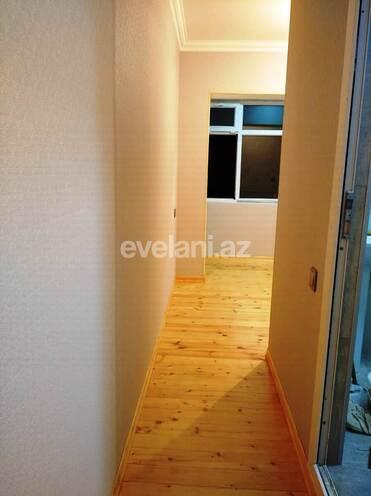 Sale, old building, 1 room, 40 m², Bakikhanov d.