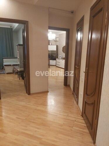 Sale, new building, 2 room, 77 m², Inshaatchilar m.