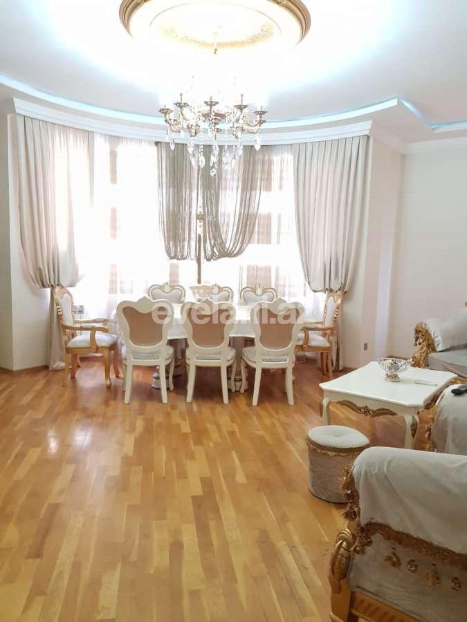 Satılır, yeni tikili, 4 otaqlı, 130 m², Şah İsmayıl Xətai m.