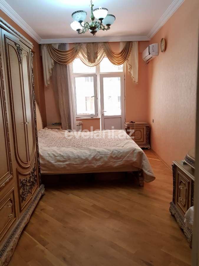 Satılır, yeni tikili, 4 otaqlı, 130 m², Şah İsmayıl Xətai m.
