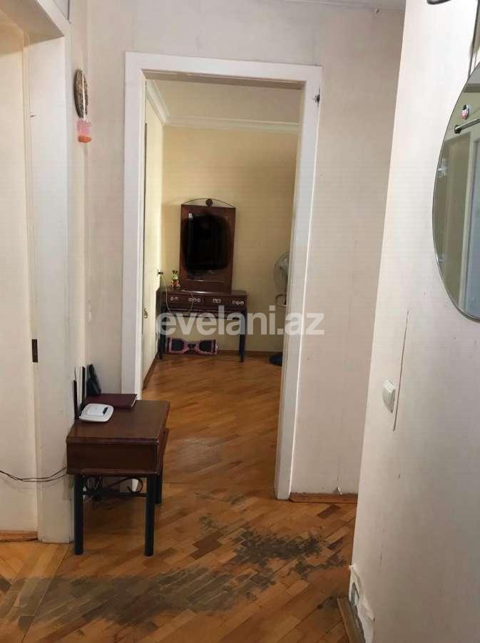 Sale, old building, 3 room, 70 m², Elmlar Akademiyası m.