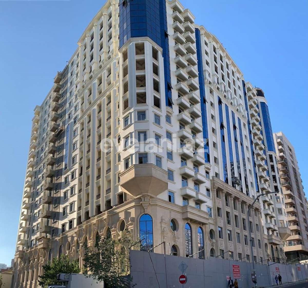 Satılır, yeni tikili, 4 otaqlı, 206 m², 28 may m.