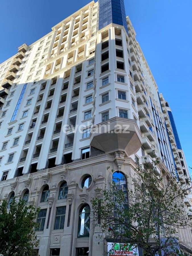 Satılır, yeni tikili, 4 otaqlı, 206 m², 28 may m.