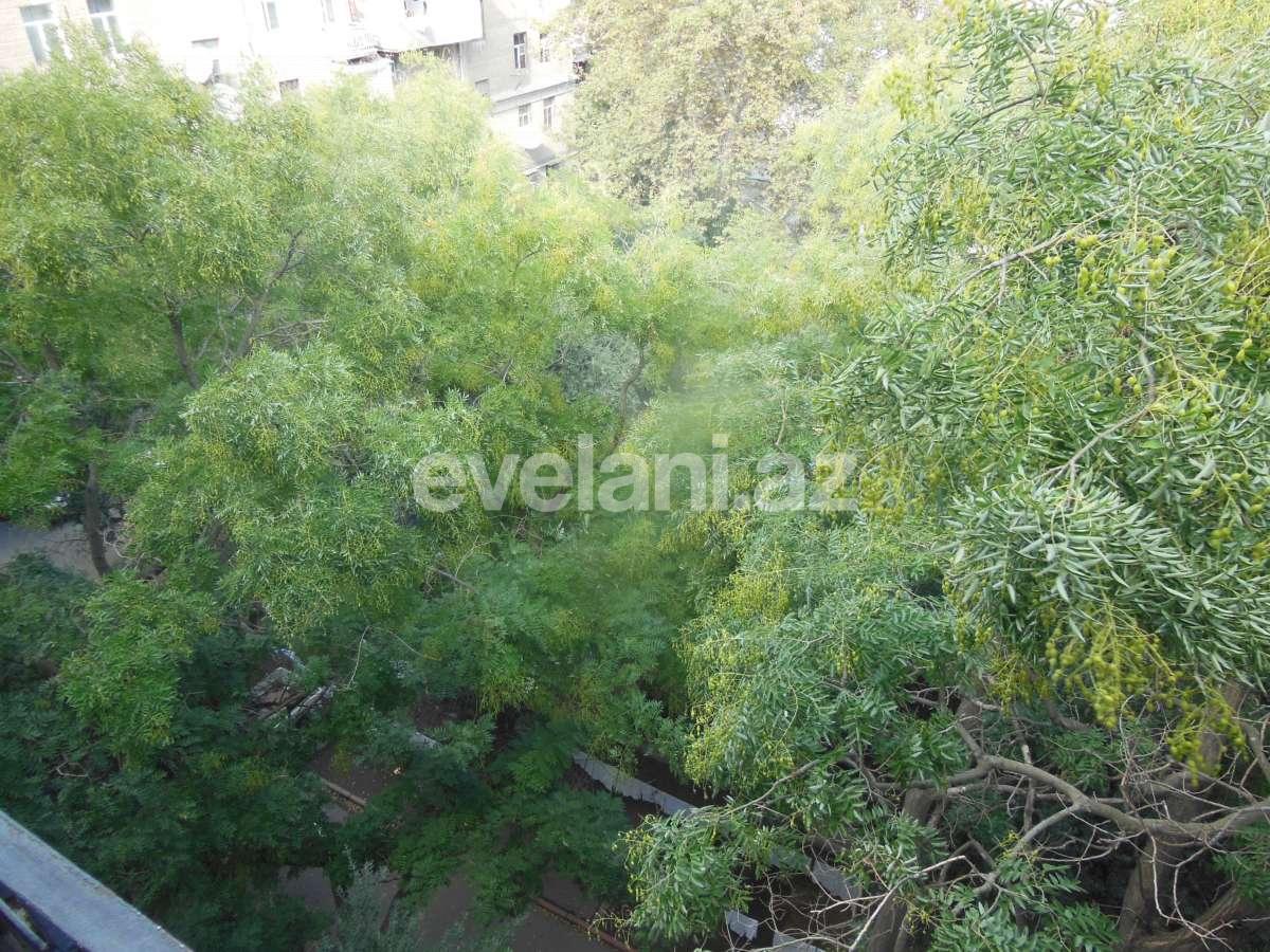 Satılır, köhnə tikili, 3 otaqlı, 64 m², Nəriman Nərimanov m.