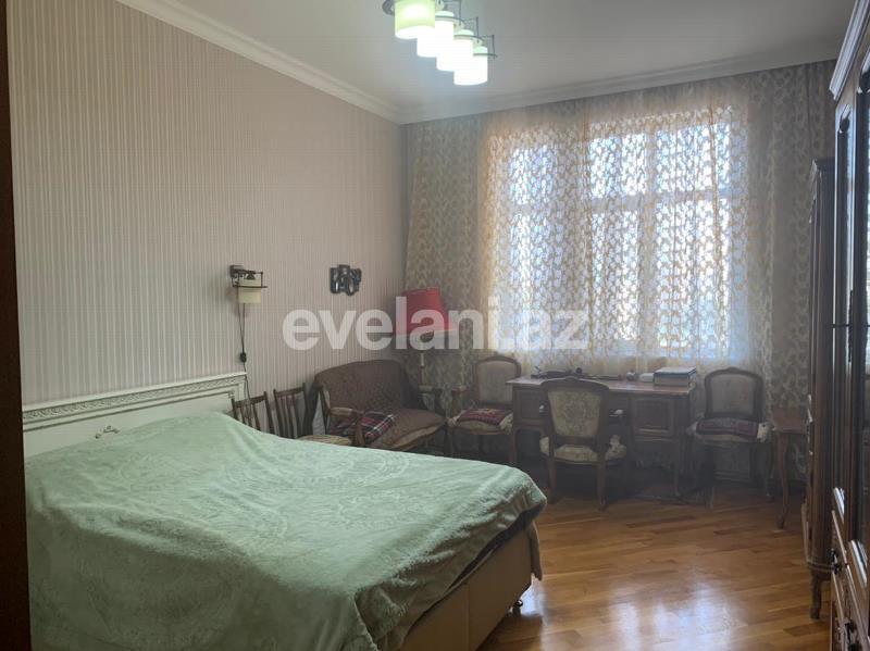 Satılır, yeni tikili, 3 otaqlı, 150 m², Elmlər Akademiyası m.