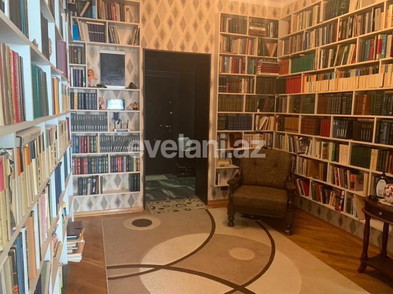 Satılır, yeni tikili, 3 otaqlı, 150 m², Elmlər Akademiyası m.