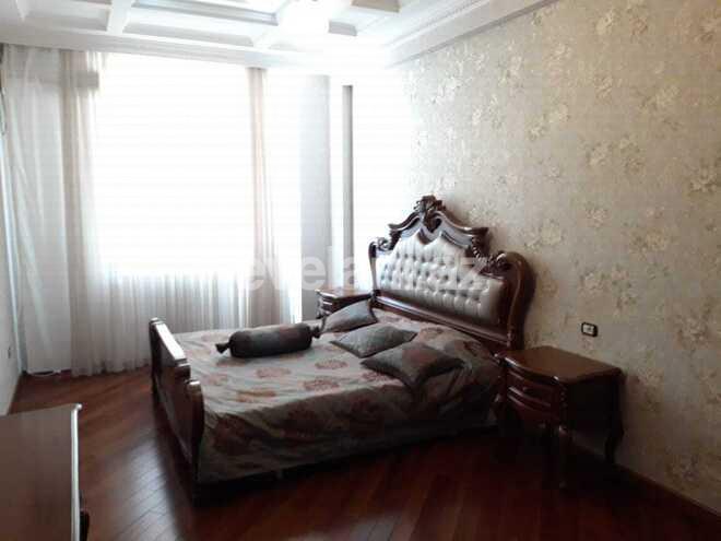 Сдаётся, новостройка, 4-комнаты, 210 m², 28 мая m.