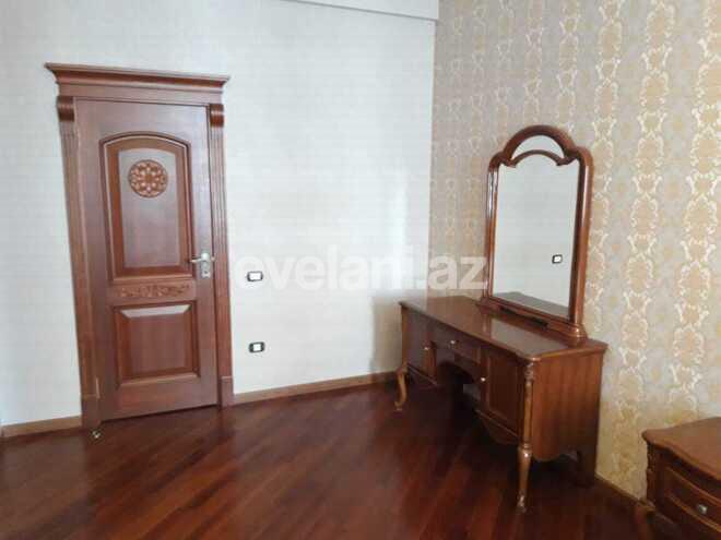 Сдаётся, новостройка, 4-комнаты, 210 m², 28 мая m.