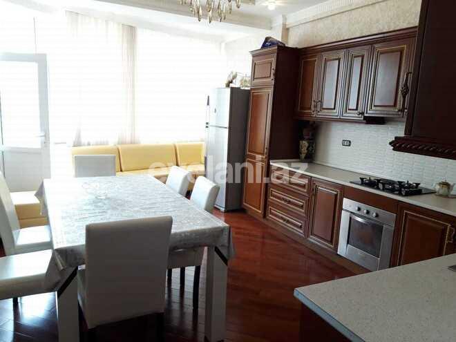 Сдаётся, новостройка, 4-комнаты, 210 m², 28 мая m.