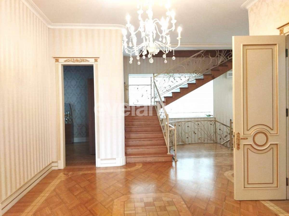 Kirayə verilir, villa, 7 otaqlı, 600 m², Nəsimi m.