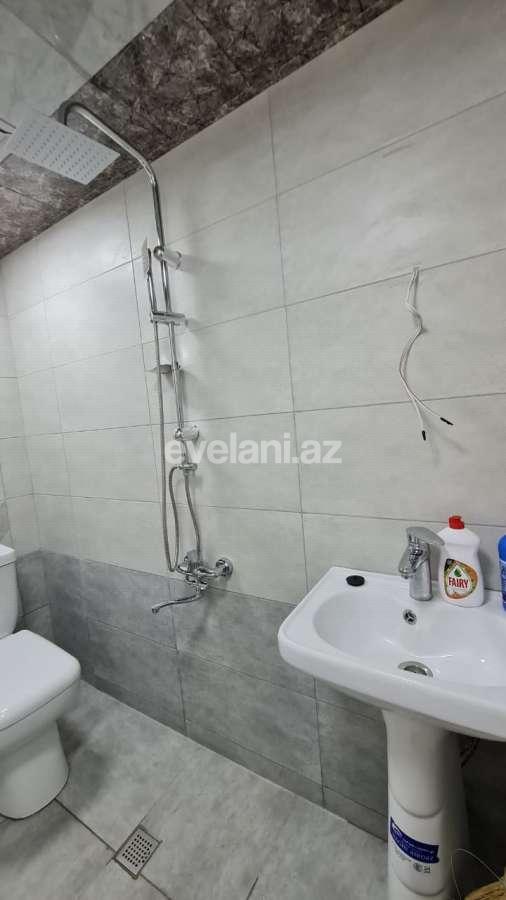 Satılır, köhnə tikili, 2 otaqlı, 31 m², İnşaatçılar m.