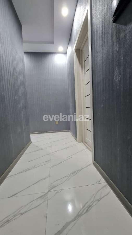 Satılır, köhnə tikili, 2 otaqlı, 31 m², İnşaatçılar m.