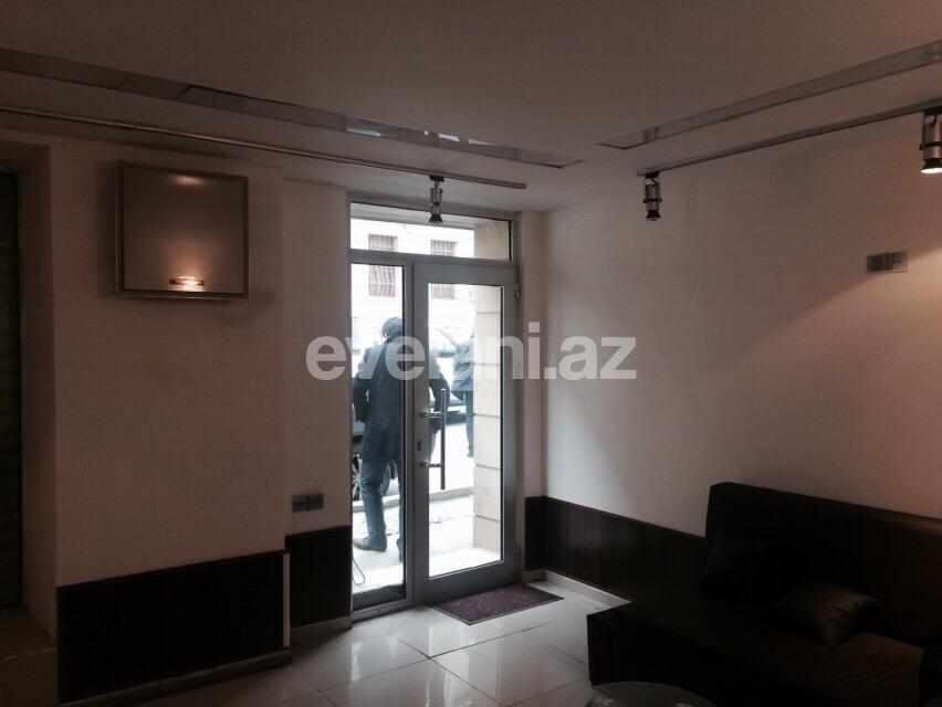 Kirayə verilir, ofis, 1 otaqlı, 25 m², Nizami m.