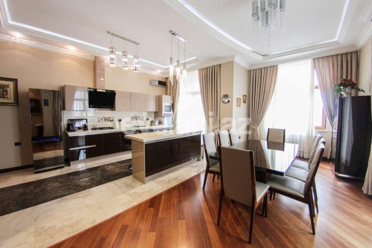 Satılır, yeni tikili, 4 otaqlı, 190 m², Gənclik m.